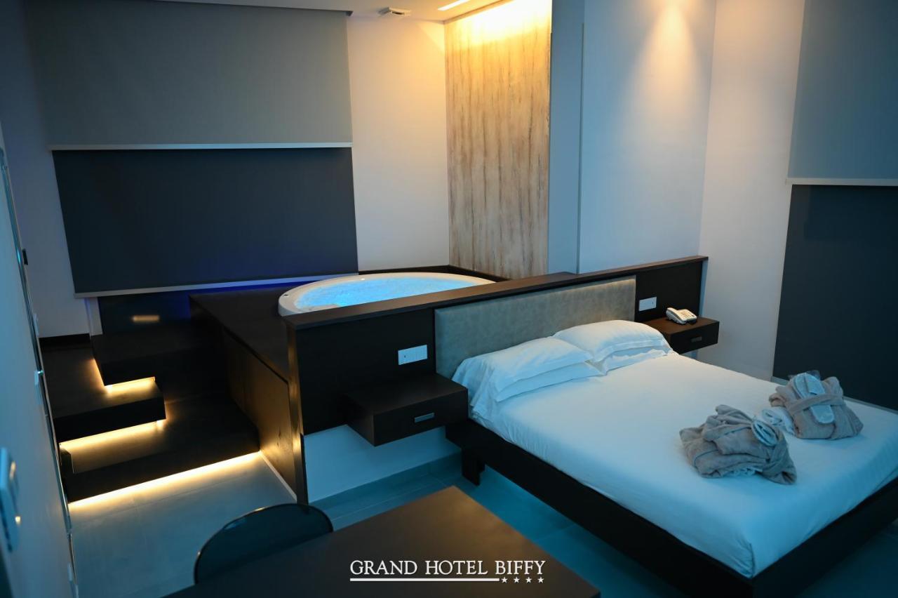Grand Hotel Biffy Ariano Irpino Exteriör bild